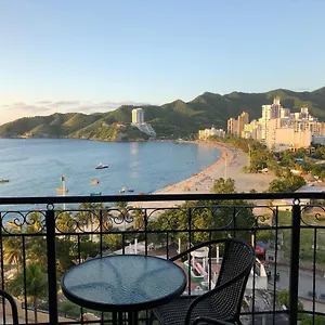 Apartamento Edifico El Peñon Del Rodadero Apto. 405a, Santa Marta (Magdalena)